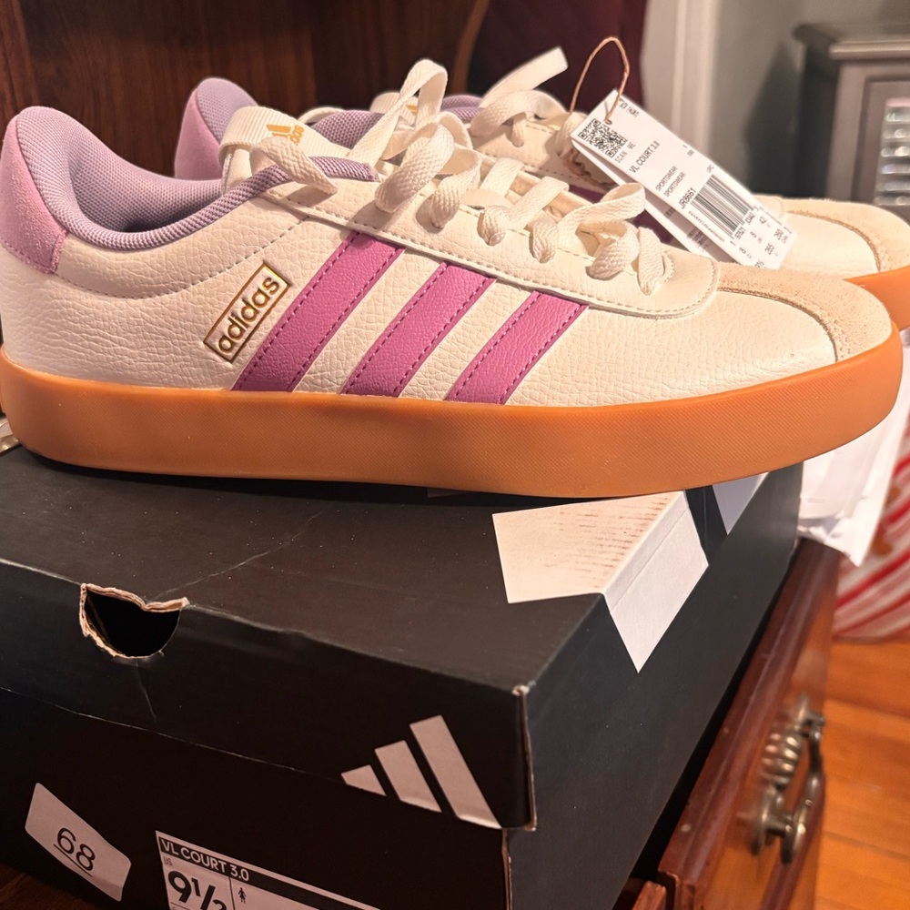 Adidas Cream Sneakers with Purple Stripes - Picture 6 of 9